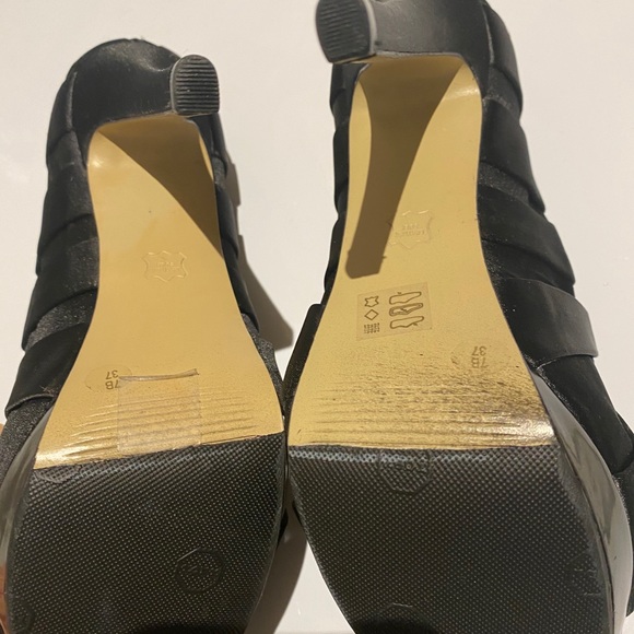 BCBG maxaria size 7 stilettos platform - Picture 4 of 8